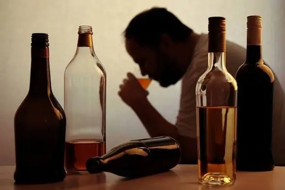 “I Tried For Over 15 Years To Stop Alcohol Addiction But Failed Completely Until I Used This Strategy, It’s Now 4 Years Since I Last Tasted Alcohol – Emmanuel Kasanda Shares His Testimony”