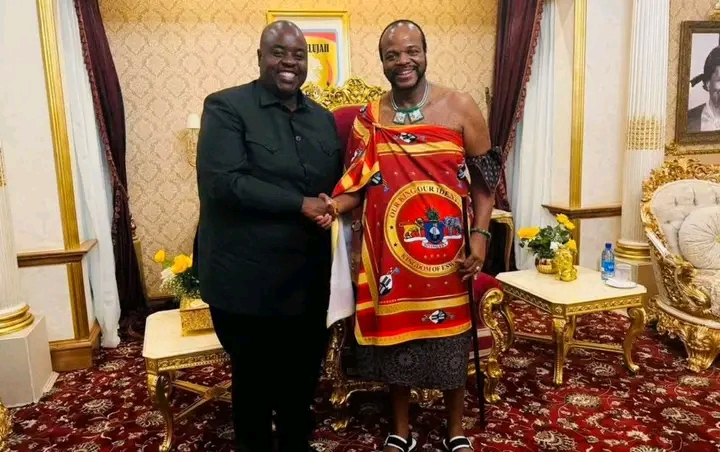 KING MSWATI CLARIFIES ON DELEGATION ATTENDING CHIVAYO FUNERAL:Zimbabwean businessman Wicknell Chivayo had the best interest of emaSwati at heart, wanted to invest in key project.