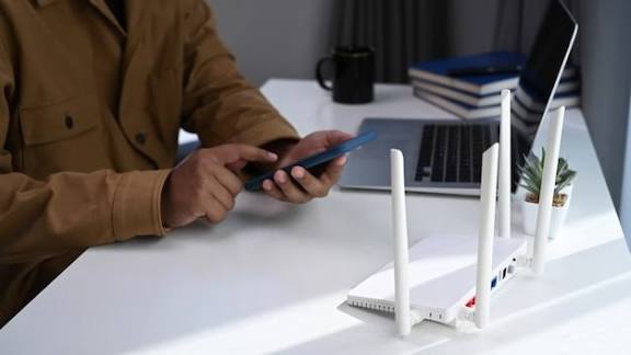 Network struggling, Yet active users rise to 27m? Tech expert questions figures